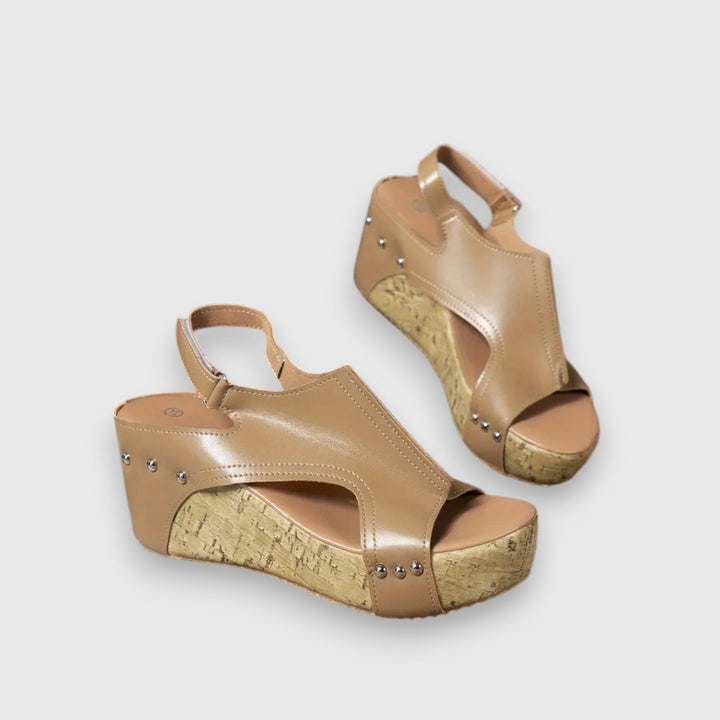 Mia – Vintage sandály na platformě