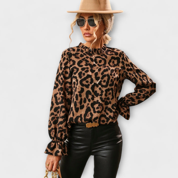 Kayla – Halenka s leopardím vzorem a plisovaným límcem
