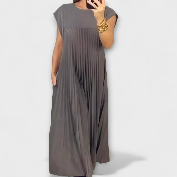 Zairelle – Elegatní plisované šaty