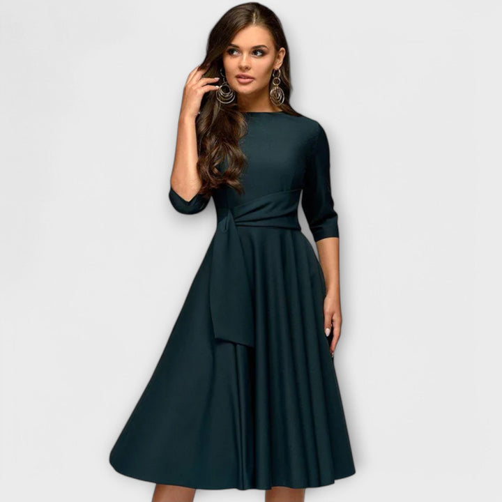Elegantní šaty ve stylu swing