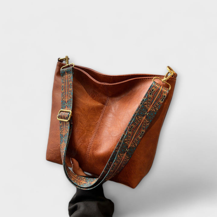 Cécile – Elegantní vintage kabelka