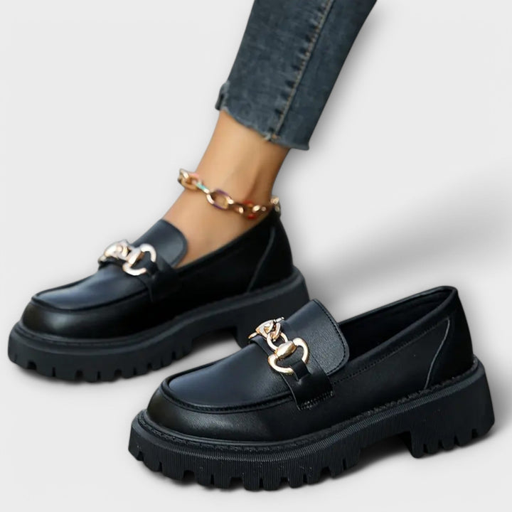 Trendy dámské platformové mokasíny s přezkou