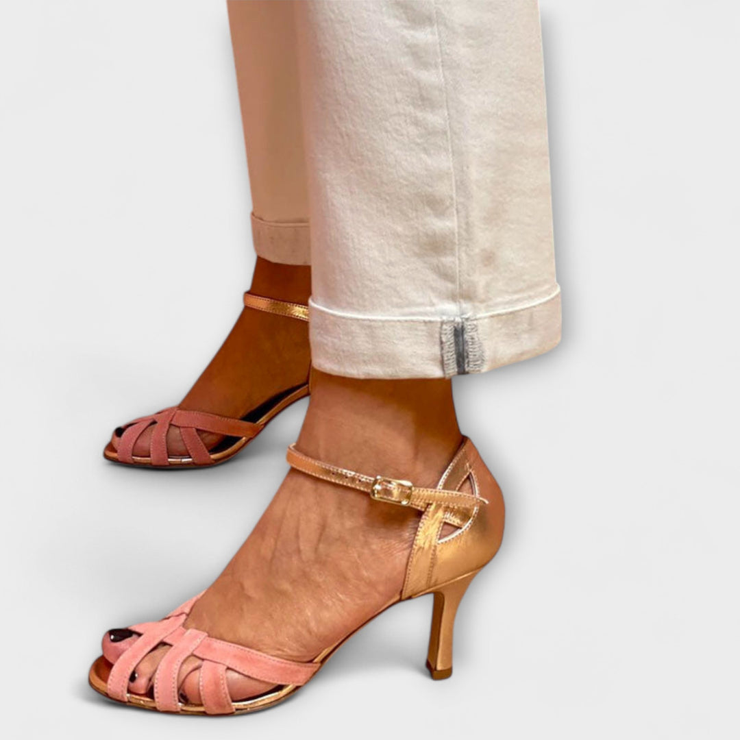 Calista – glamour ve zlaté a růžové barvě
