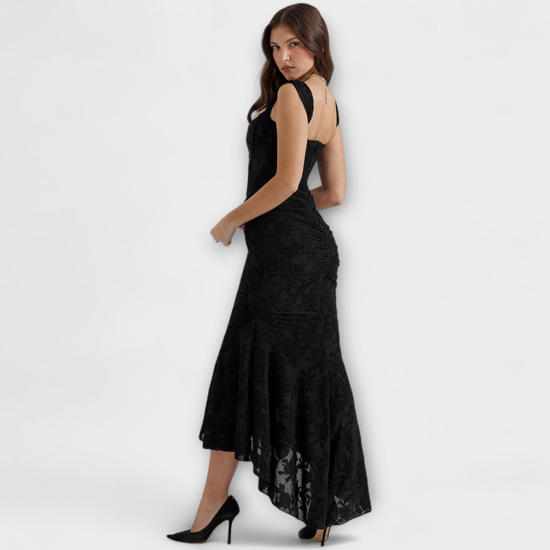 Renske - Dlouhé šaty s elegantním a rafinovaným korzetem