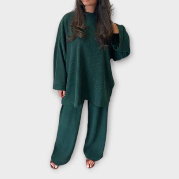 Ingrid – Oversize souprava v žebrovaném stylu