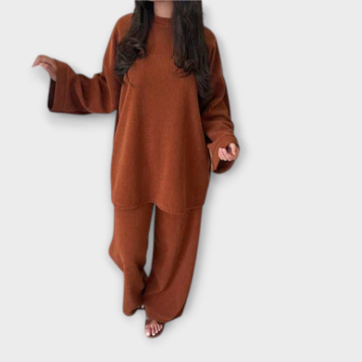 Ingrid – Oversize souprava v žebrovaném stylu